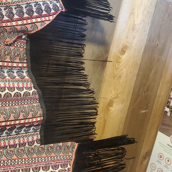 Cover - Picture 3 of 3